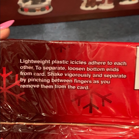 Old World Santa Christmas Tree Tinsel Icicles - Picture 3 of 10